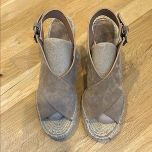 Vince - Women's Tan Espadrille Sandals